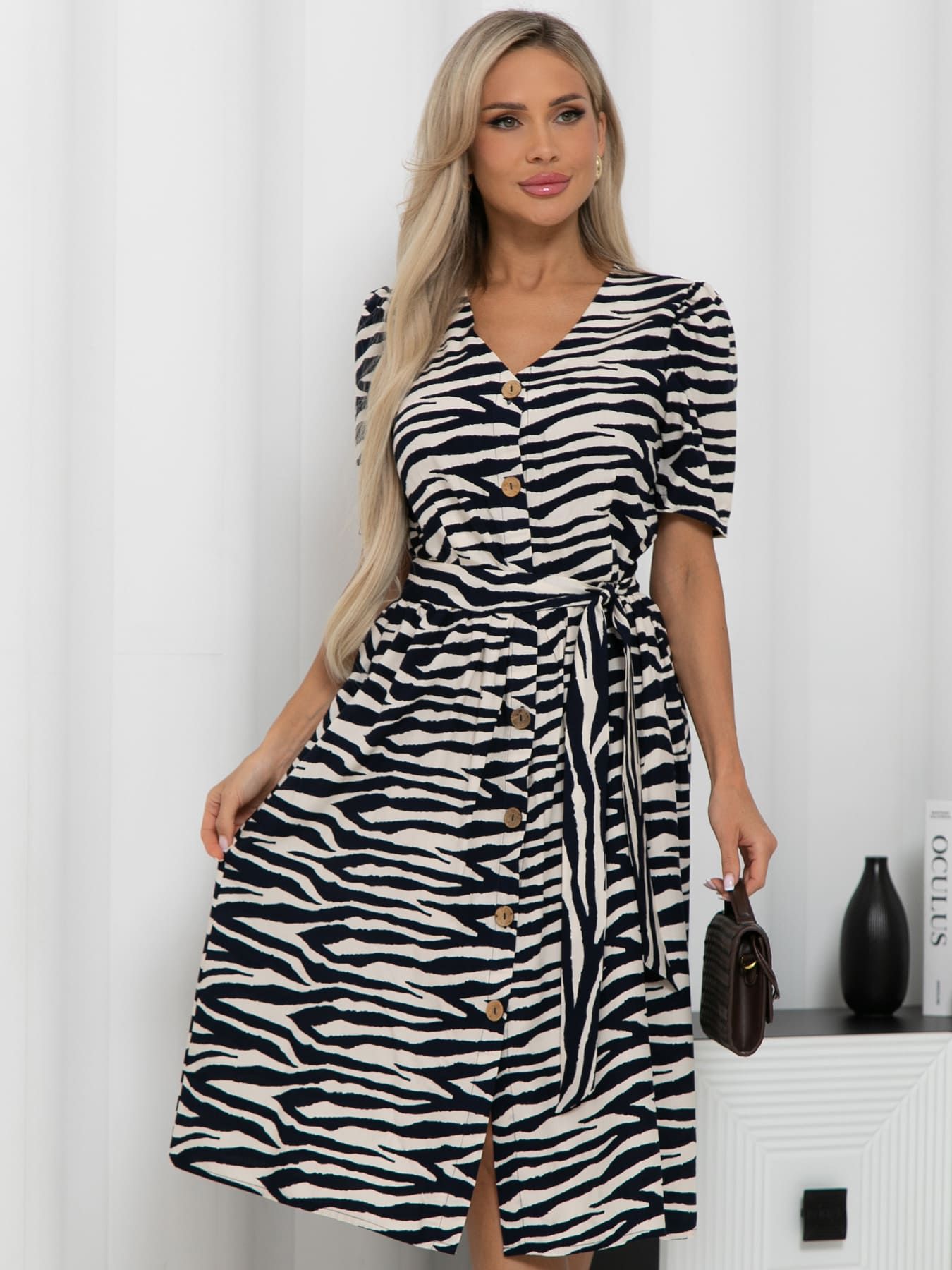 Платье с пуговицами Антонелла (синее/зебра) П15621-45М